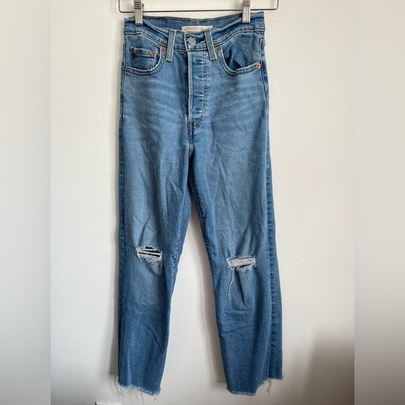 Levi's Denim - Levi’s Ribcage Straight Crop Light Wash Distressed High Rise Denim Jeans - US 24